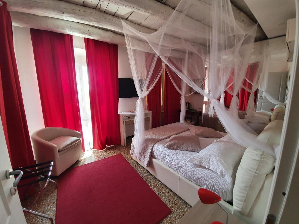 Varazze Suite Sauna E Hammam Exterior foto